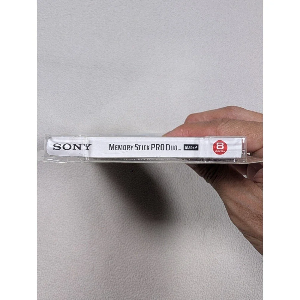 New Sealed Sony MSMT8G 8GB Mark2 Memory Stick PRO Duo (MS-MT8G/NK) PSP Camera